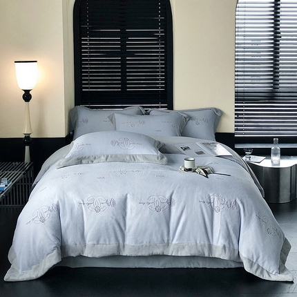 91家纺网 家纺一手货源 找家纺 （总）榻尚家居 2023秋冬新款高克重牛奶绒四件套--闻香系列