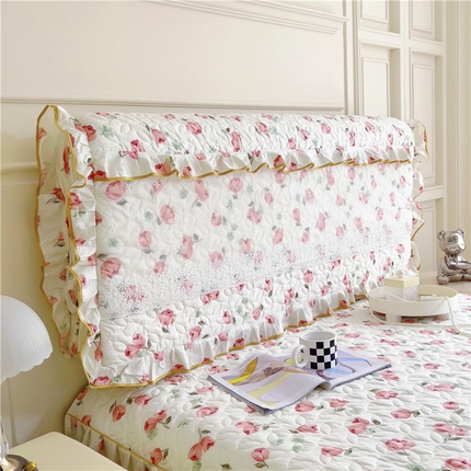 91家纺网 家纺一手货源 找家纺 十个点 2024新款印花夹棉蕾丝床头罩-玲珑 心语