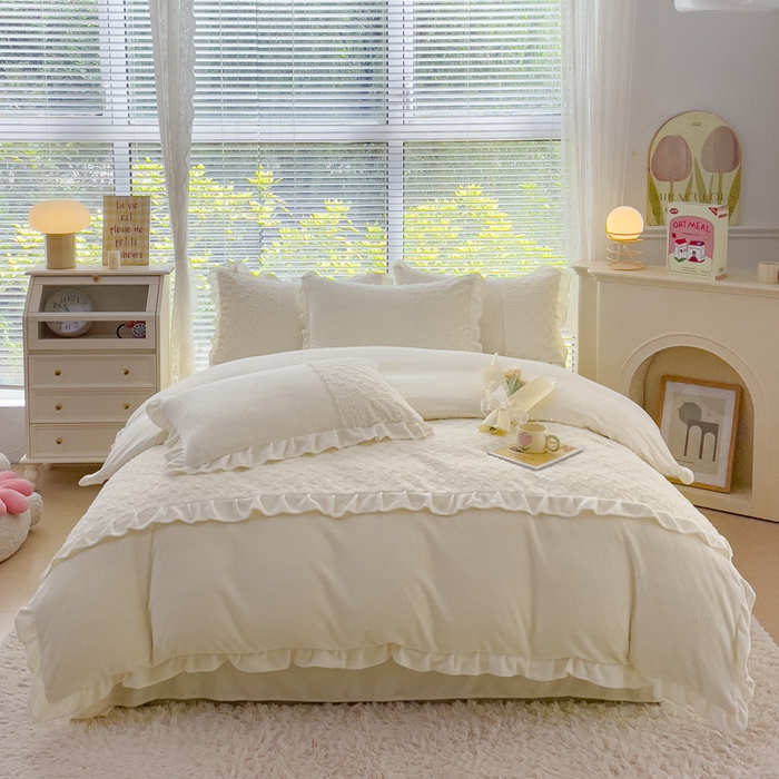 91家纺网 家纺一手货源 找家纺 金米诺 2024新款加厚保暖韩式双层花边玫瑰兔绒系列四件套 象牙白