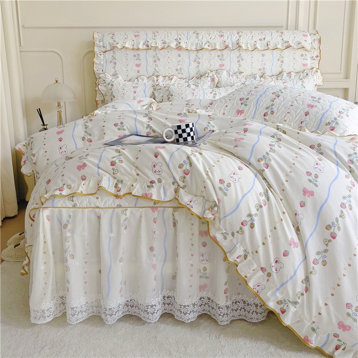 91家纺网 家纺一手货源 找家纺 十个点 2024新款印花夹棉蕾丝四件套 花野兔