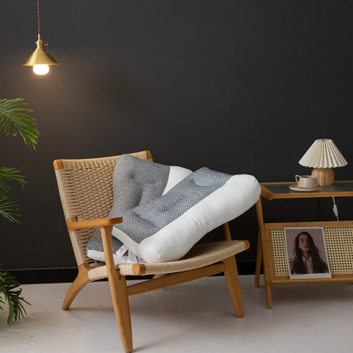 91家纺网 家纺一手货源 找家纺 2025新款网销爆款日式反牵引骨科修复枕反牵引枕头单只 白色一只低枕900克