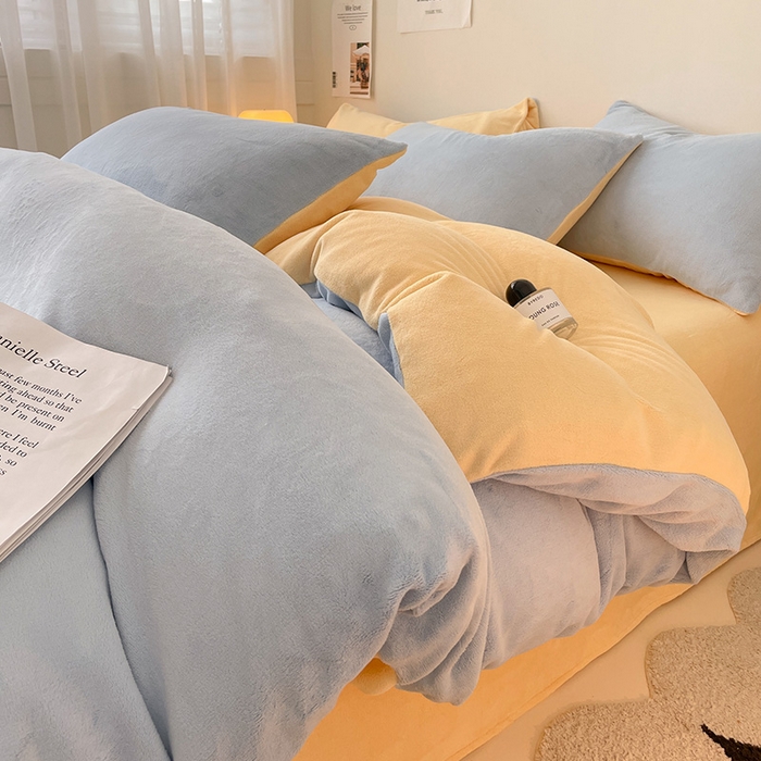 91家纺网 家纺一手货源 找家纺 眠帛家居 2023新款加厚牛奶绒双拼四件套 天空蓝-奶黄