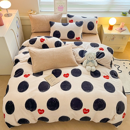 91家纺网 家纺一手货源 找家纺 （总）三朵家纺 2023新款北欧系列牛奶绒印花四件套