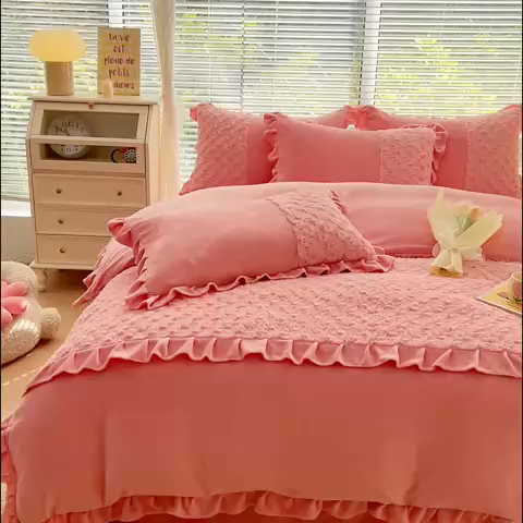 91家纺网 家纺一手货源 找家纺 金米诺 2024新款加厚保暖韩式双层花边玫瑰兔绒系列四件套 粉玉