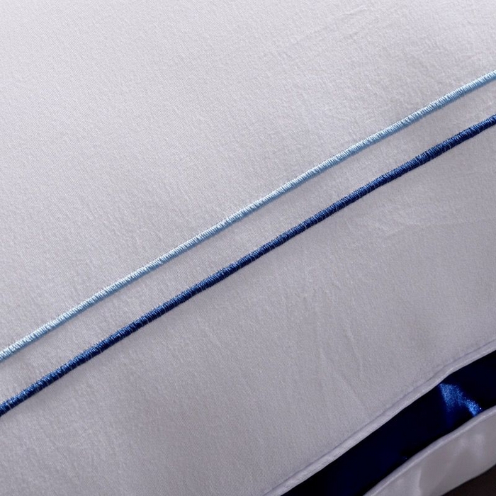 91家纺网 家纺一手货源 找家纺 2025新款贡缎立体刺绣枕头枕芯 1200克立体蓝边