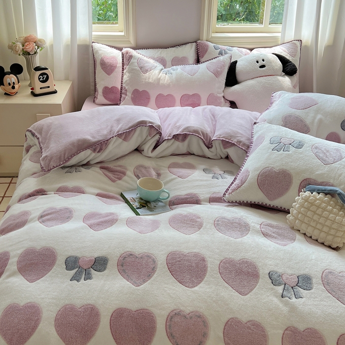 91家纺网 家纺一手货源 找家纺 三朵家纺 2023新款高克重雪花绒绒混搭系列四件套 约定