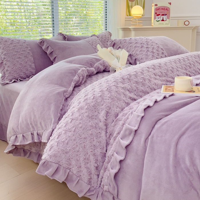 91家纺网 家纺一手货源 找家纺 金米诺 2024新款加厚保暖韩式双层花边玫瑰兔绒系列四件套 香芋紫