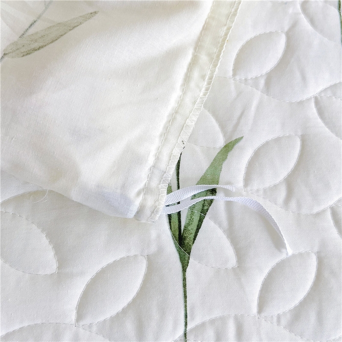 91家纺网 家纺一手货源 找家纺 十个点 2024新款印花夹棉蕾丝四件套 静香