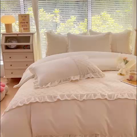 91家纺网 家纺一手货源 找家纺 金米诺 2024新款加厚保暖韩式双层花边玫瑰兔绒系列四件套 象牙白