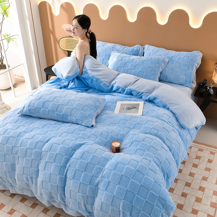 91家纺网 家纺一手货源 找家纺 澳梵家居 2023新款轻奢款宽边塔芙绒四件套 格调-天蓝