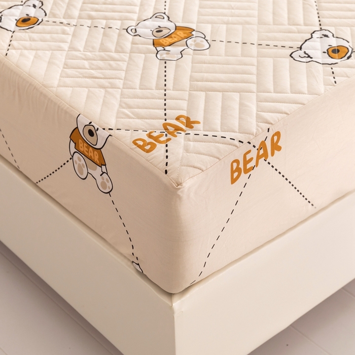 91家纺网 家纺一手货源 找家纺 优乐家纺 2023新款夹棉绗缝套件及单品系列-单床笠 奇妙熊