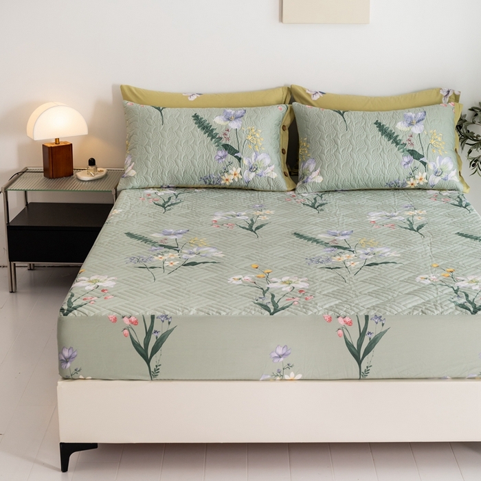 91家纺网 家纺一手货源 找家纺 优乐家纺 2023新款夹棉绗缝套件及单品系列-单床笠 晗蕊初开-绿