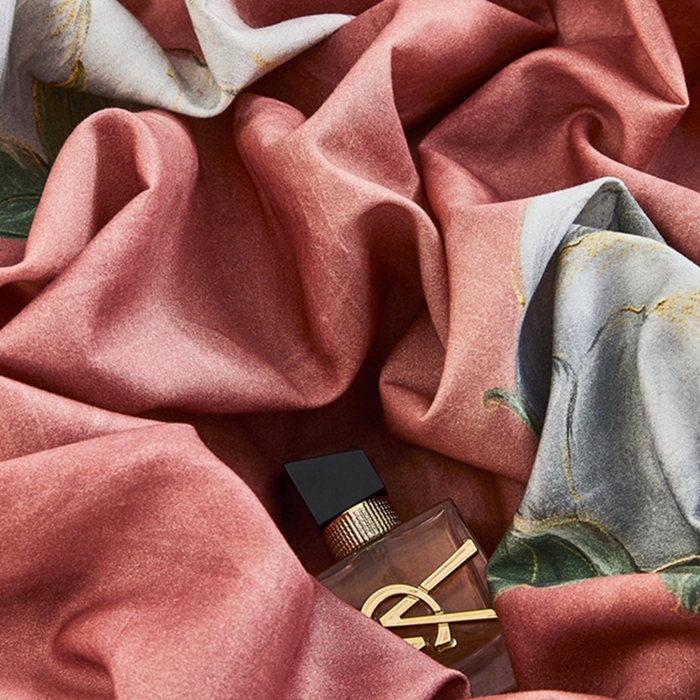 91家纺网 家纺一手货源 找家纺 2023新品天丝棉磨毛暖阳绒四件套 绚丽 红