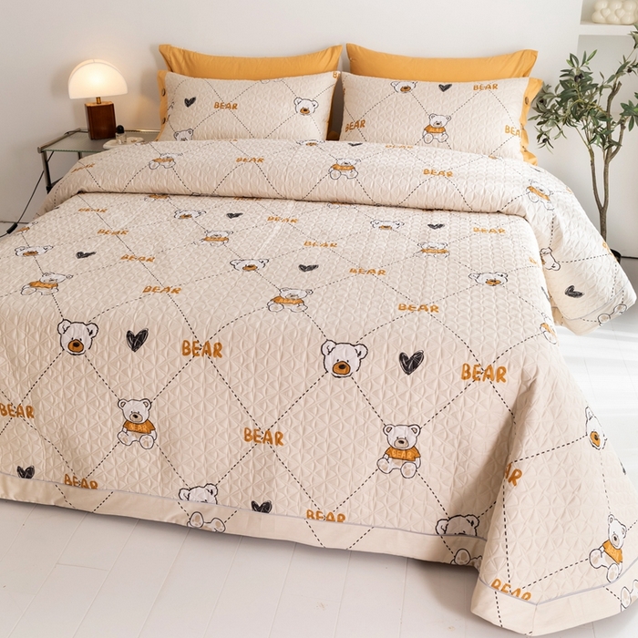 91家纺网 家纺一手货源 找家纺 优乐家纺 2023新款夹棉绗缝套件及单品系列-单床盖 奇妙熊