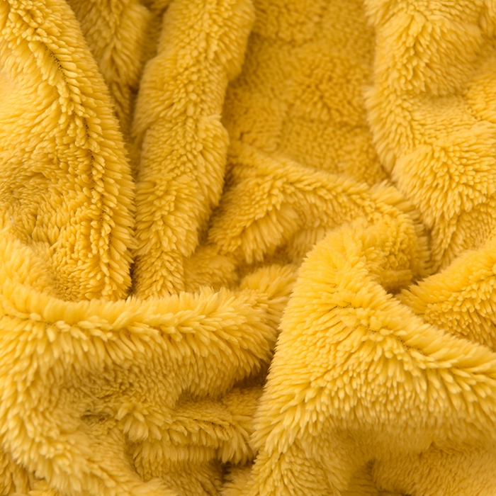 91家纺网 家纺一手货源 找家纺 澳梵家居 2023新款轻奢款宽边塔芙绒四件套 卡曼-亮黄