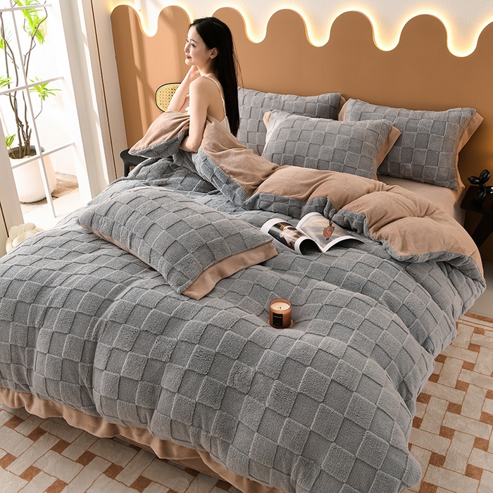 91家纺网 家纺一手货源 找家纺 澳梵家居 2023新款轻奢款宽边塔芙绒四件套 格调-卡其