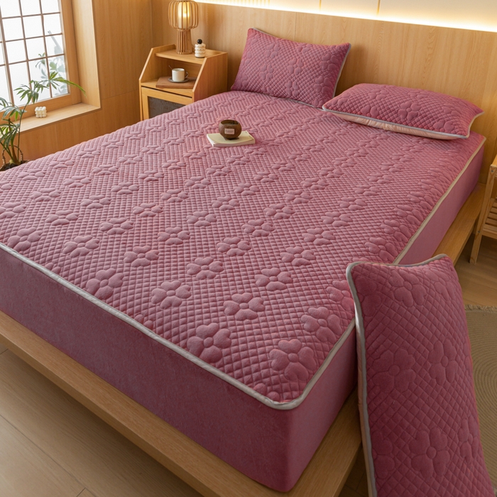 91家纺网 家纺一手货源 找家纺 给笠 2023新款A类夹棉牛奶绒床笠三件套 花漫系列 牛奶绒-花漫豆沙