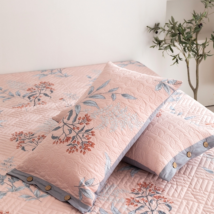 91家纺网 家纺一手货源 找家纺 优乐家纺 2023新款夹棉绗缝套件及单品系列-单枕套 晗蕊初开-粉