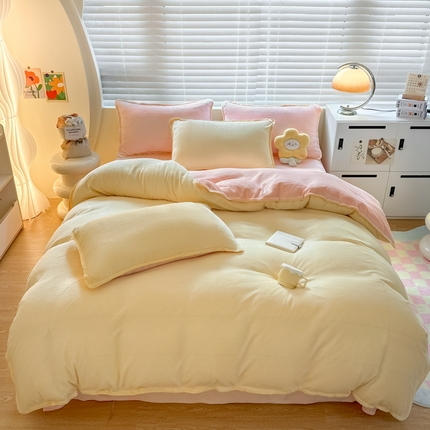 安哆啦 2024新款高克重牛奶绒混搭四件套 奶黄拼浅粉