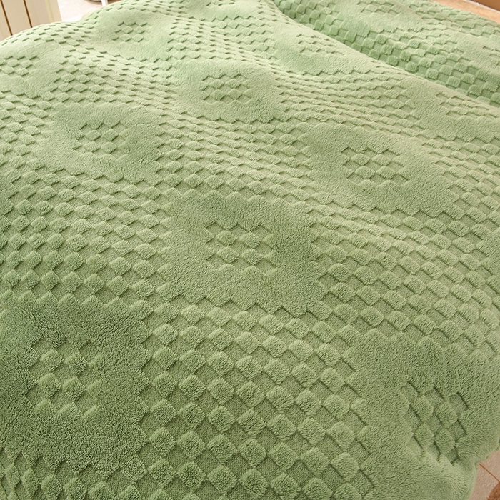 91家纺网 家纺一手货源 找家纺 澳梵家居 2023新款轻奢款宽边塔芙绒四件套 卡曼-草绿