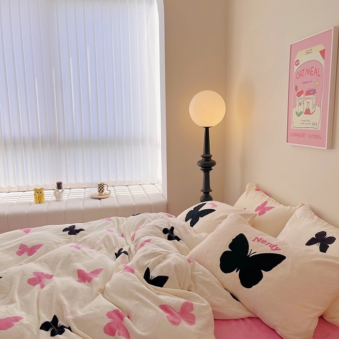 91家纺网 家纺一手货源 找家纺 红馆 2023新款A类230g牛奶绒四件套--千禧辣妹风 幻蝶