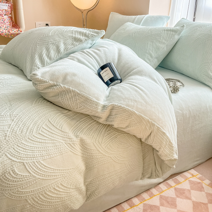 91家纺网 家纺一手货源 找家纺 慕尚家纺 2025新款慕尚雕花绒四件套 雪莉尔-浅绿