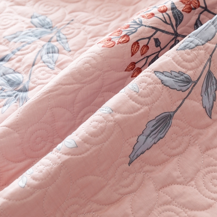 91家纺网 家纺一手货源 找家纺 优乐家纺 2023新款夹棉绗缝套件及单品系列-单床盖 晗蕊初开-粉