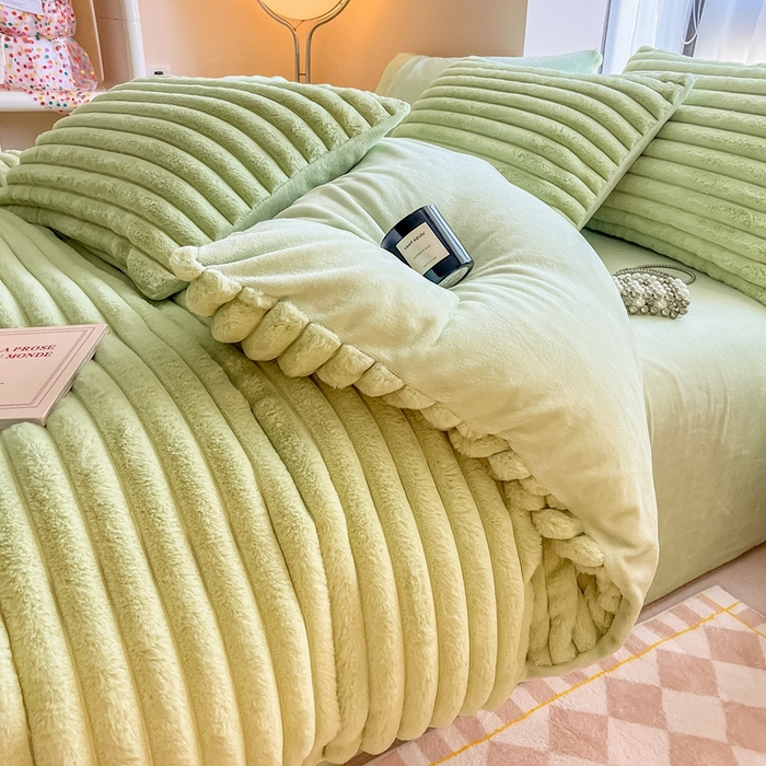 91家纺网 家纺一手货源 找家纺 慕尚家纺 2025新款抽条兔毛四件套 安雅-抹茶绿