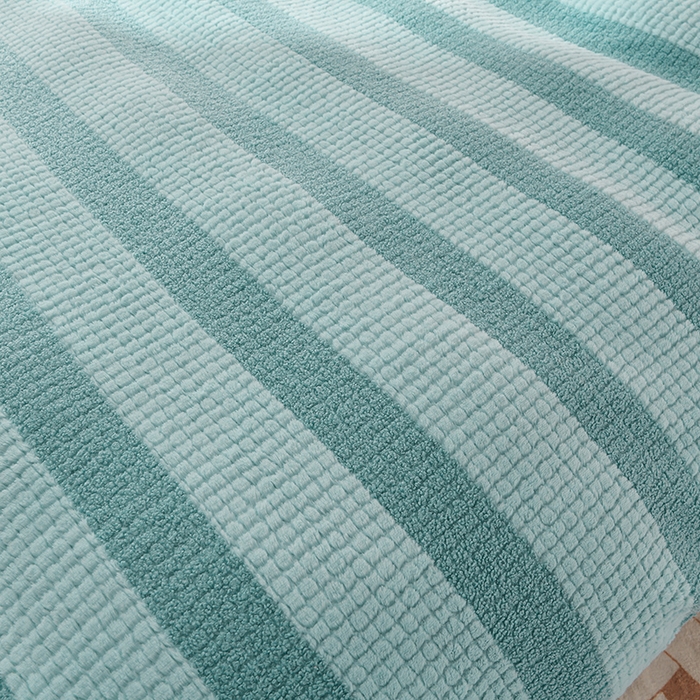 91家纺网 家纺一手货源 找家纺 2023新款无印风兔绒泰迪绒拼接款四件套 静逸-湖蓝