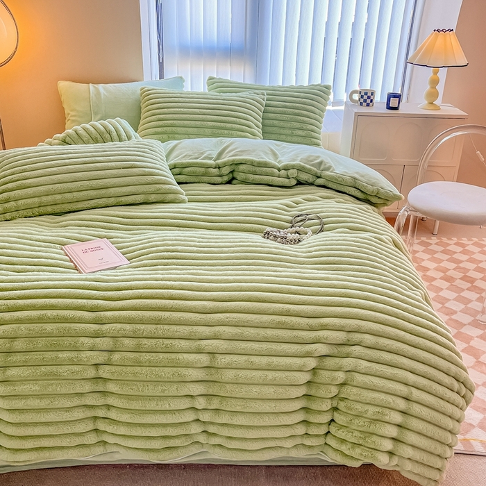 91家纺网 家纺一手货源 找家纺 慕尚家纺 2025新款抽条兔毛四件套 安雅-抹茶绿