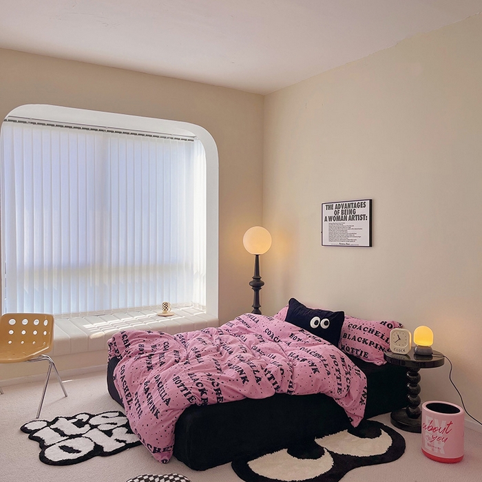 91家纺网 家纺一手货源 找家纺 红馆 2023新款A类230g牛奶绒四件套--千禧辣妹风 black pink