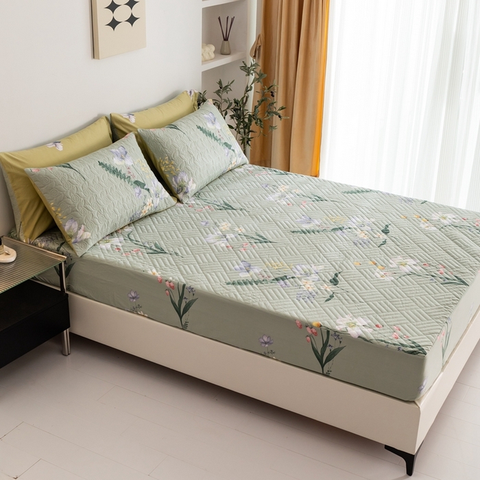 91家纺网 家纺一手货源 找家纺 优乐家纺 2023新款夹棉绗缝套件及单品系列-单床笠 晗蕊初开-绿