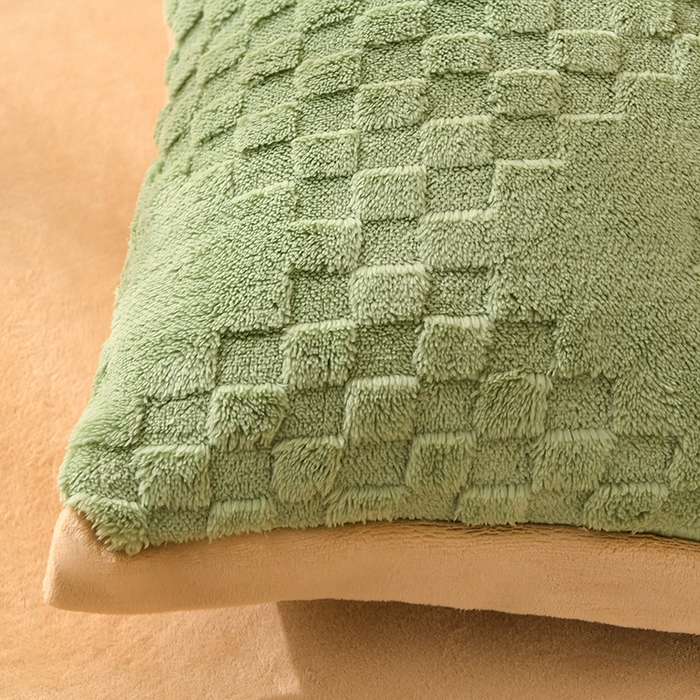 91家纺网 家纺一手货源 找家纺 澳梵家居 2023新款轻奢款宽边塔芙绒四件套 卡曼-草绿