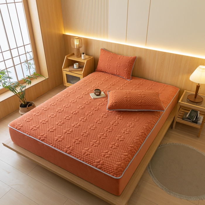 91家纺网 家纺一手货源 找家纺 给笠 2023新款A类夹棉牛奶绒床笠三件套 花漫系列 牛奶绒-花漫桔色