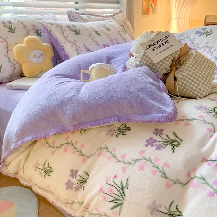 91家纺网 家纺一手货源 找家纺 安哆啦 2024新款高克重牛奶绒混搭四件套 春天里