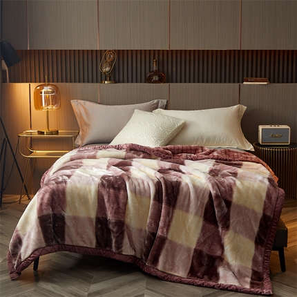 91家纺网 家纺一手货源 找家纺 航途席业 2025新款拉舍尔毛毯盖毯 格调生活-豆沙