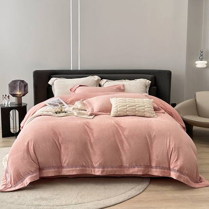 淼铭家纺 2025新款A类柔肤绒烫钻工艺-奢柔系列 奢柔-温柔粉