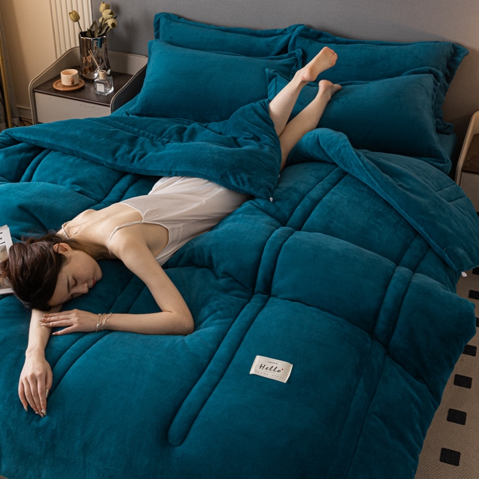 91家纺网 家纺一手货源 找家纺 暖芯家纺 2025新款牛奶绒加厚冬被被子被芯春秋被 宾利蓝