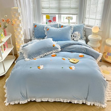 91家纺网 家纺一手货源 找家纺 绒兔兔2023新款棉加绒刺绣四件套-萝卜兔 萝卜兔-天蓝