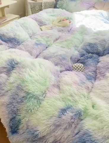 91家纺网 家纺一手货源 找家纺 慕澄家纺 2023新款水貂绒被套盖毯两用毯子 彩虹-蓝紫