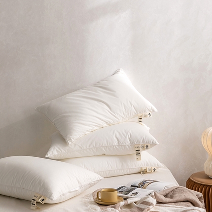 91家纺网 家纺一手货源 找家纺 （总）2024新款至简本色A类枕芯 柔软又治愈的枕头 母婴级A类标准