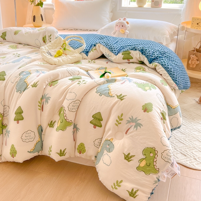 91家纺网 家纺一手货源 找家纺 居易简 2025新款水洗棉双层纱豆豆被加绒被子被芯直播豆豆绒被被子被芯冬被春秋被 恐龙星球