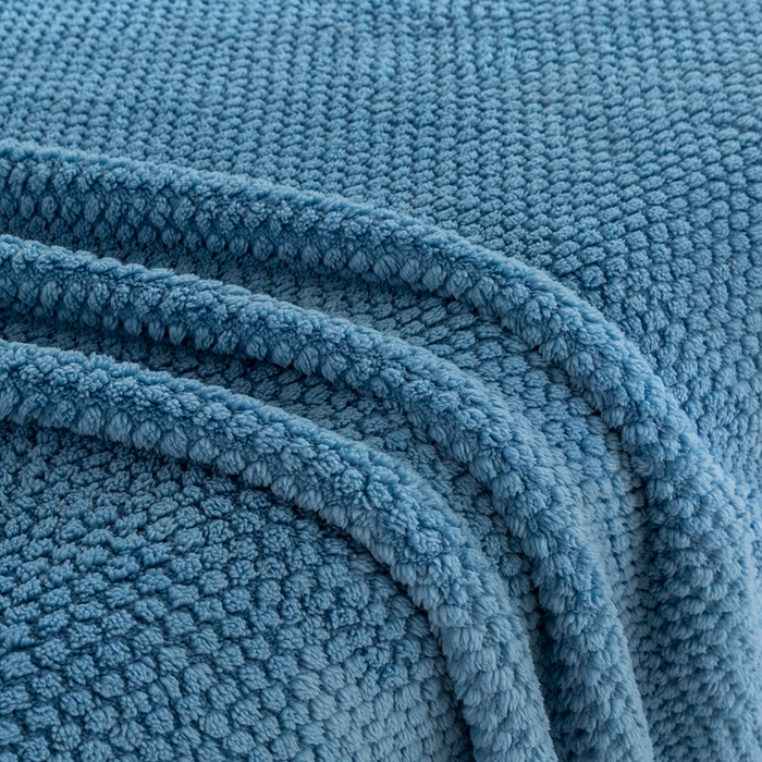 91家纺网 家纺一手货源 找家纺 丝涟家居 2023新款舒适保暖玫瑰绒毛毯 蓝