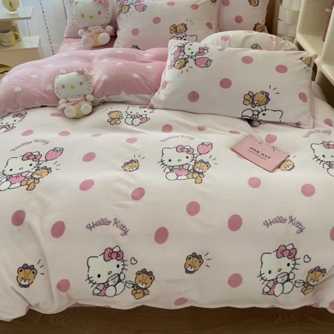 91家纺网 家纺一手货源 找家纺 博雅 2023新款三丽鸥正版授权卡通加厚牛奶绒系列四件套草莓Kitty