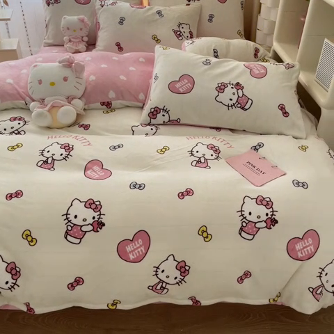 91家纺网 家纺一手货源 找家纺 博雅 2023新款三丽鸥正版授权卡通加厚牛奶绒系列四件套蝴蝶结Kitty