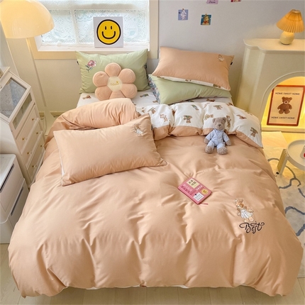 91家纺网 91找家纺（总）佳汐蓝 2023新款全棉呆萌小刺绣四件套场景一