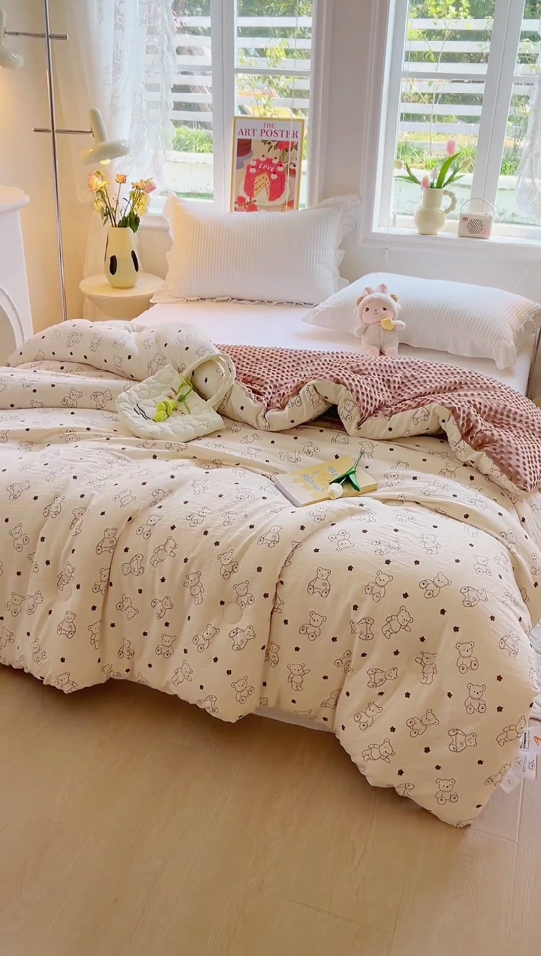 91家纺网 家纺一手货源 找家纺 居易简 2025新款水洗棉双层纱豆豆被加绒被子被芯直播豆豆绒被被子被芯冬被春秋被 小熊院长