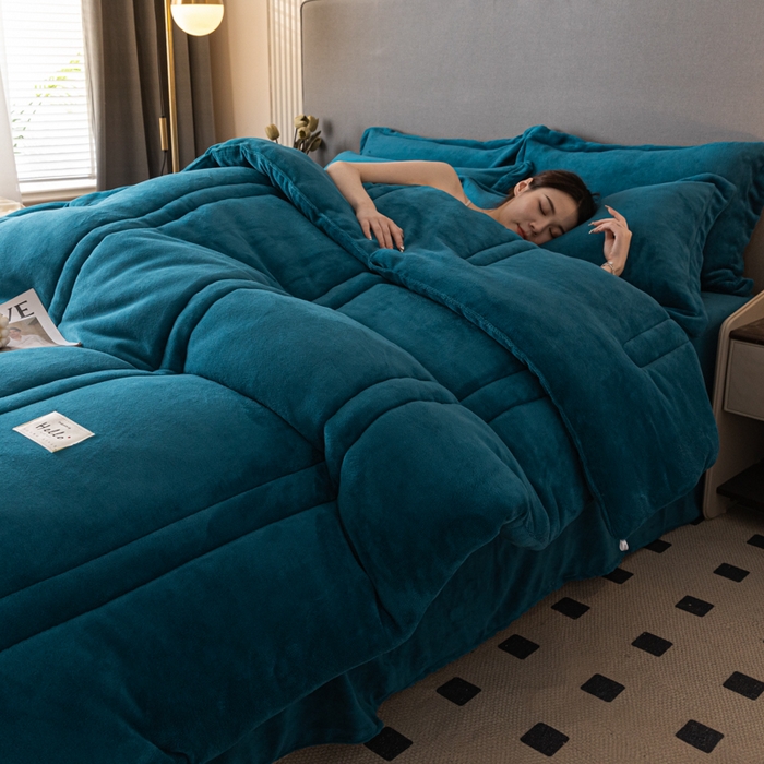 91家纺网 家纺一手货源 找家纺 暖芯家纺 2025新款牛奶绒加厚冬被被子被芯春秋被 宾利蓝