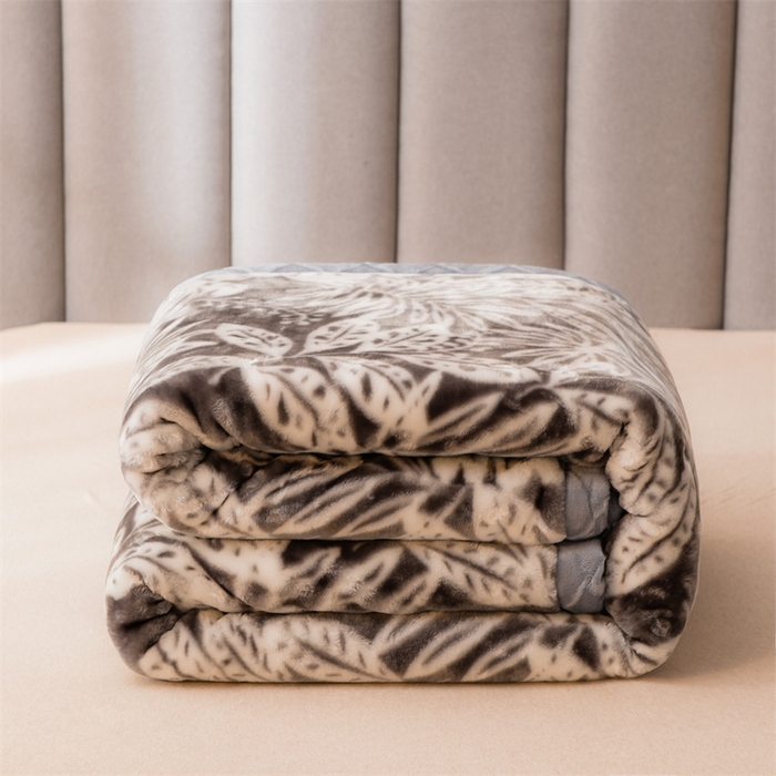 91家纺网 家纺一手货源 找家纺 航途席业 2025新款拉舍尔毛毯盖毯 叶语芊芊-灰