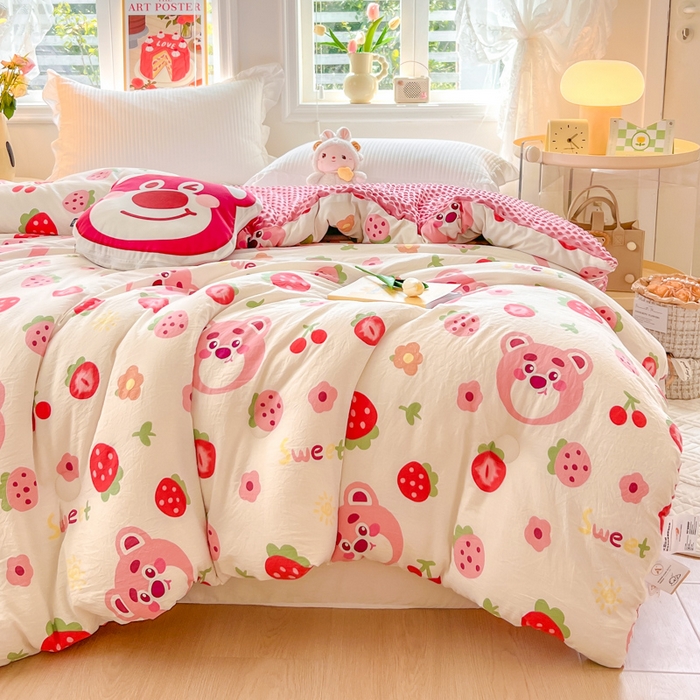 91家纺网 家纺一手货源 找家纺 居易简 2025新款水洗棉双层纱豆豆被加绒被子被芯直播豆豆绒被被子被芯冬被春秋被 草莓蛋糕